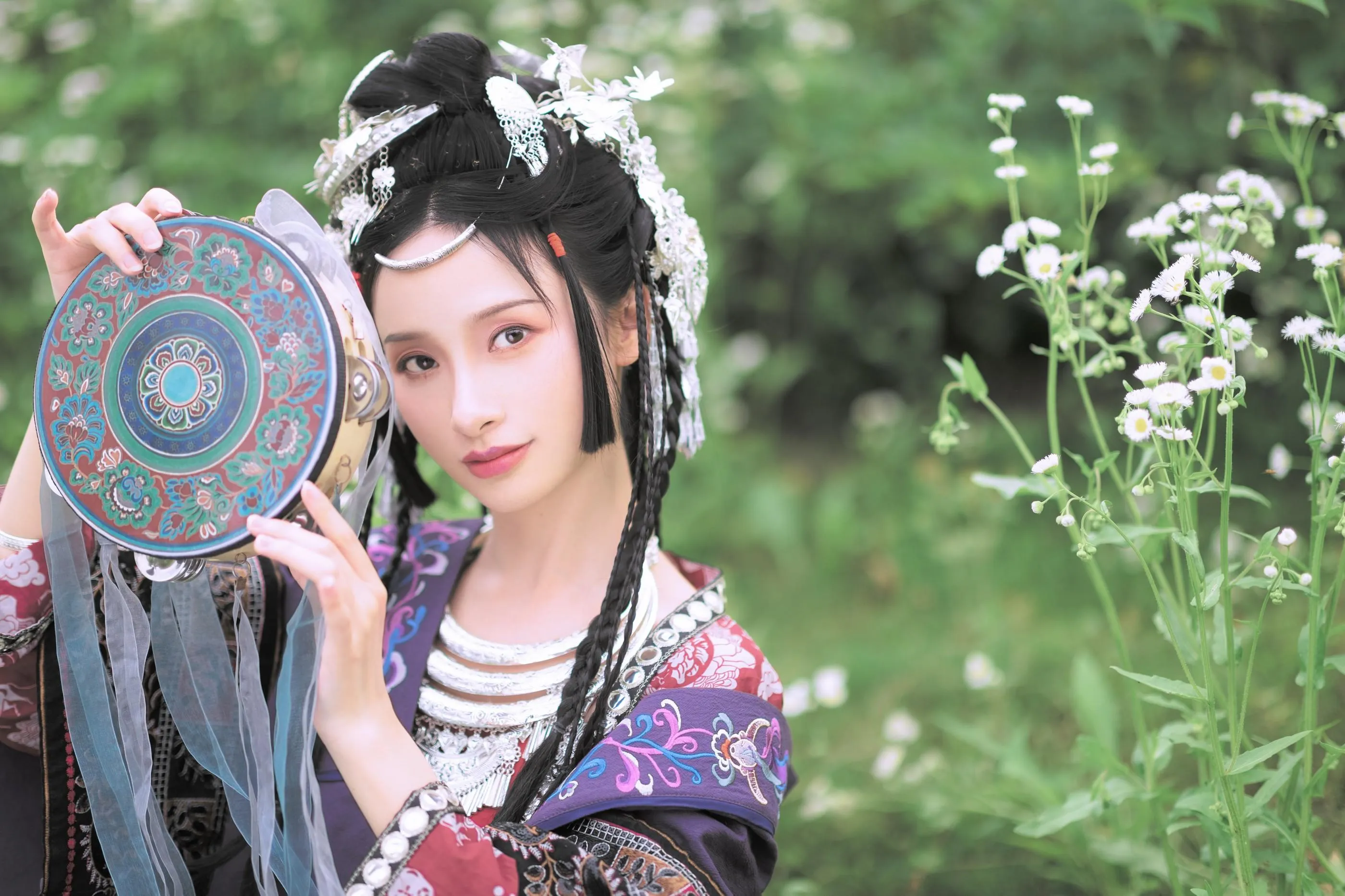 [YITUYU艺图语]2022.08.23 苗疆少女 眸小妖 [42P]插图1